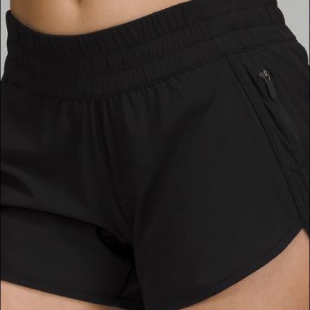 Lululemon high rise black 4” shorts back pocket